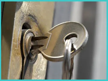 Advanced Locksmith Service North Miami, FL 305-744-5805 - 2-lock-and-key